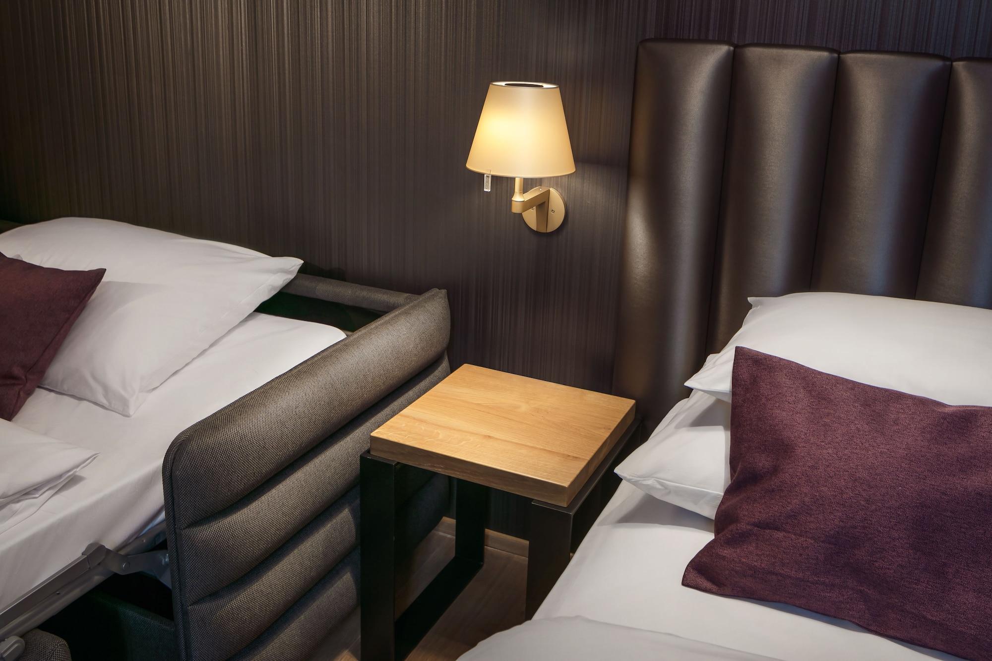 Moods Charles Bridge Hotell