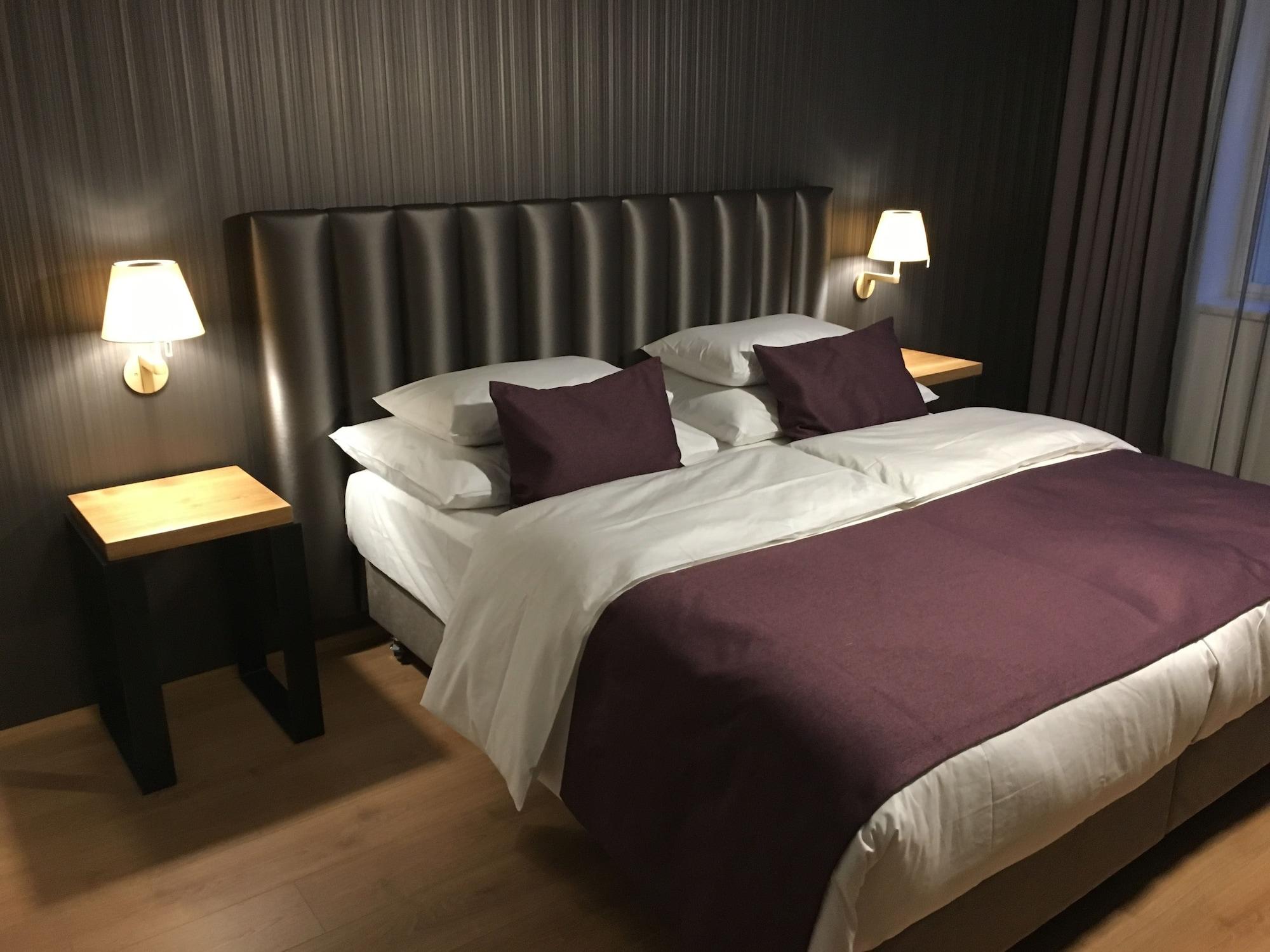 Hotell Moods Charles Bridge 4*