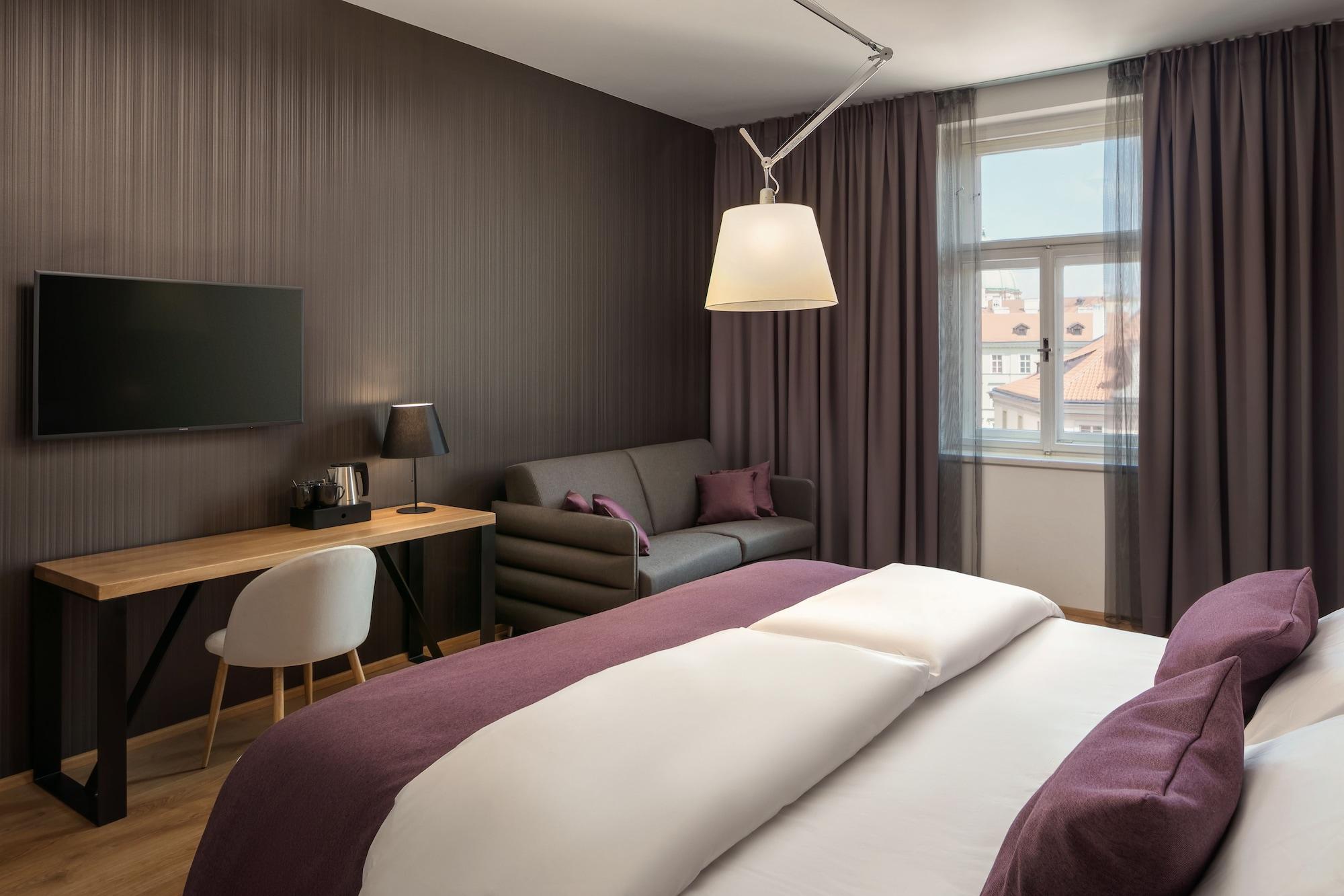 Hotell Moods Charles Bridge Prag