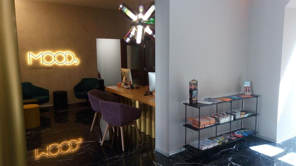 Moods Charles Bridge Hotell Prag